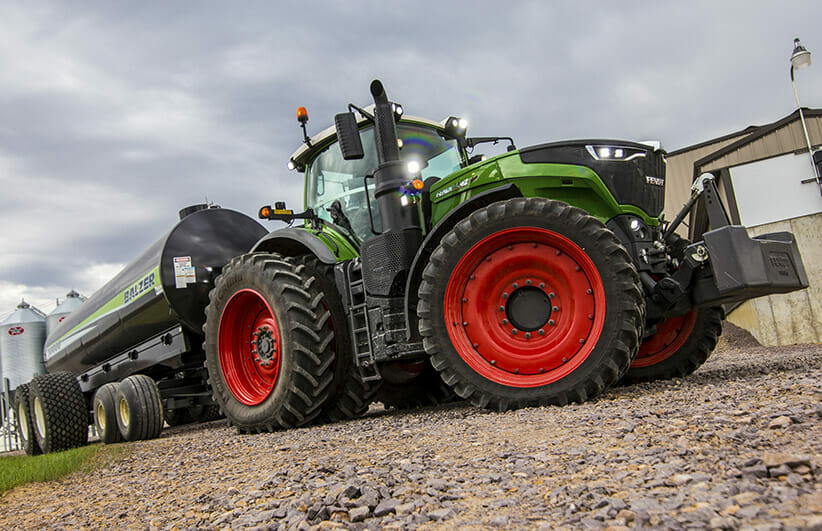 Fendt Tractor Model 1000