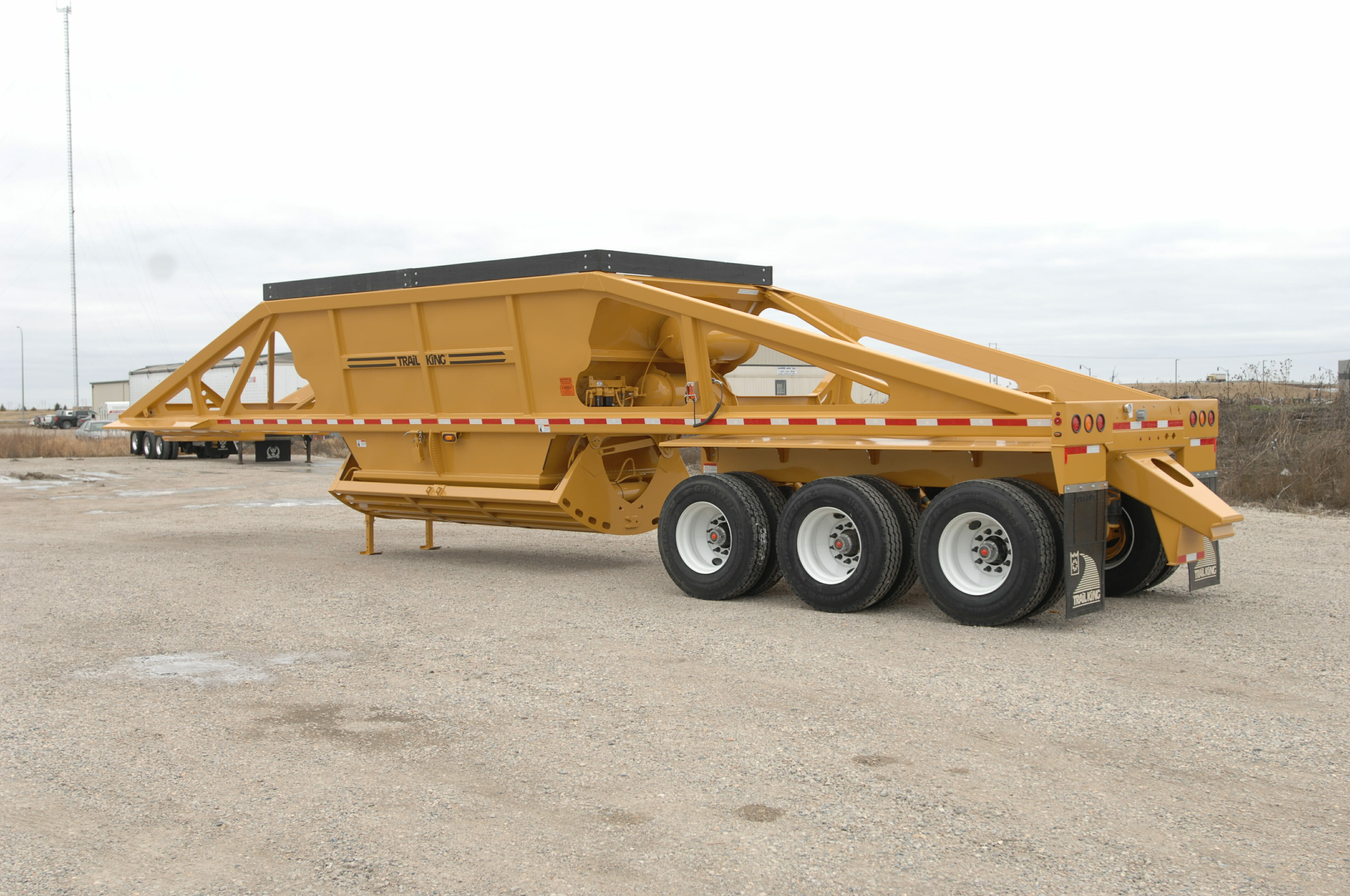 Advantage Series Bottom Dump Trailer