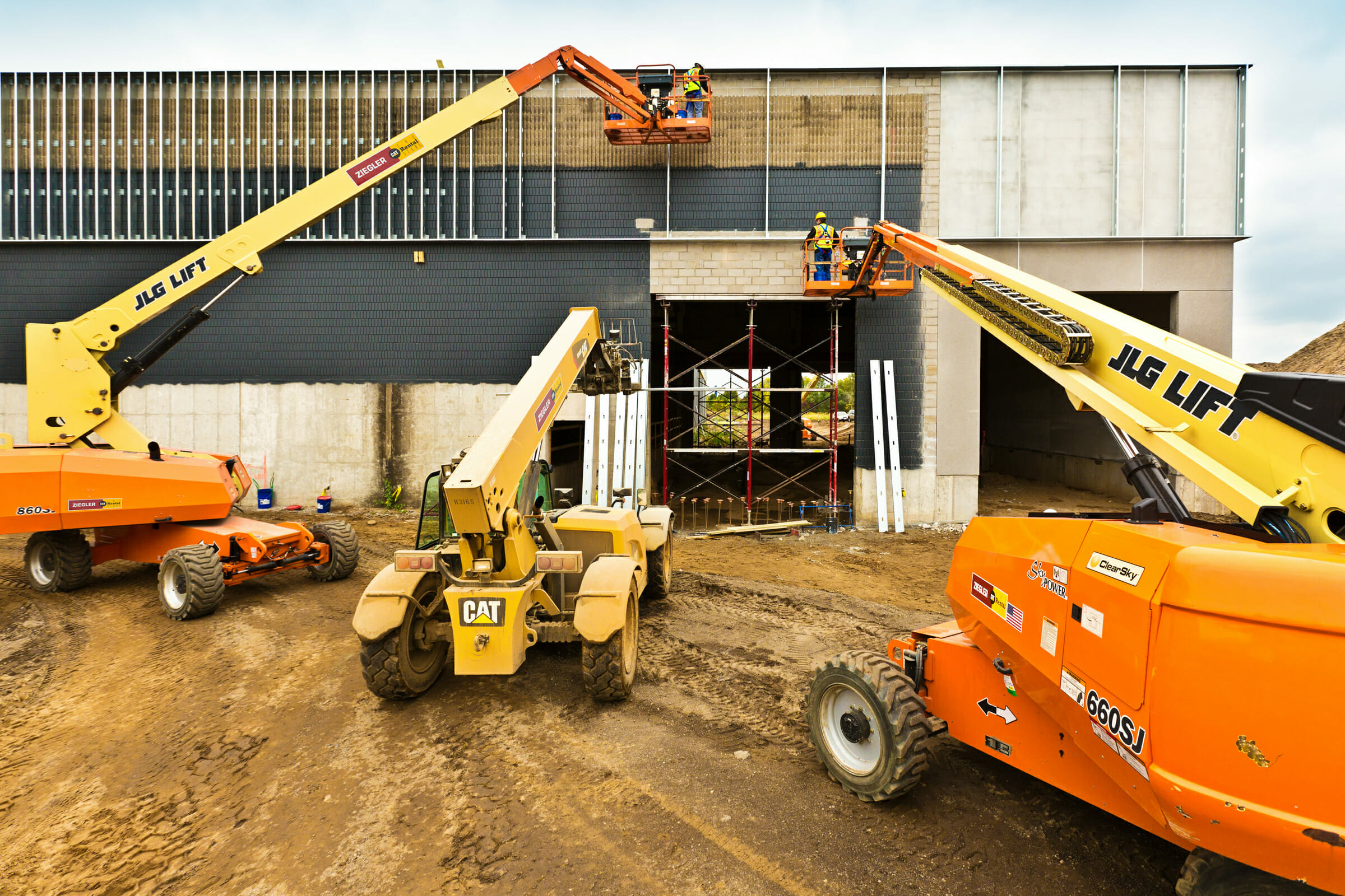 View Excavator Caterpillar Construction Equipment Pics Excavator Moving