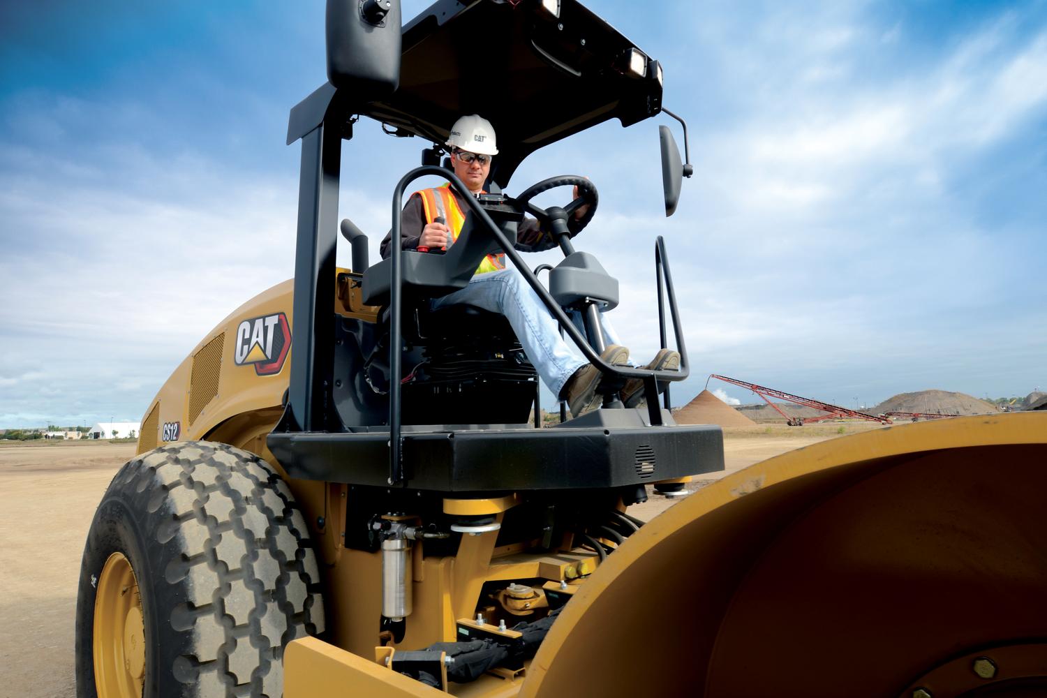 rent-CAT-compaction-equipment Compaction machine rentals from CAT