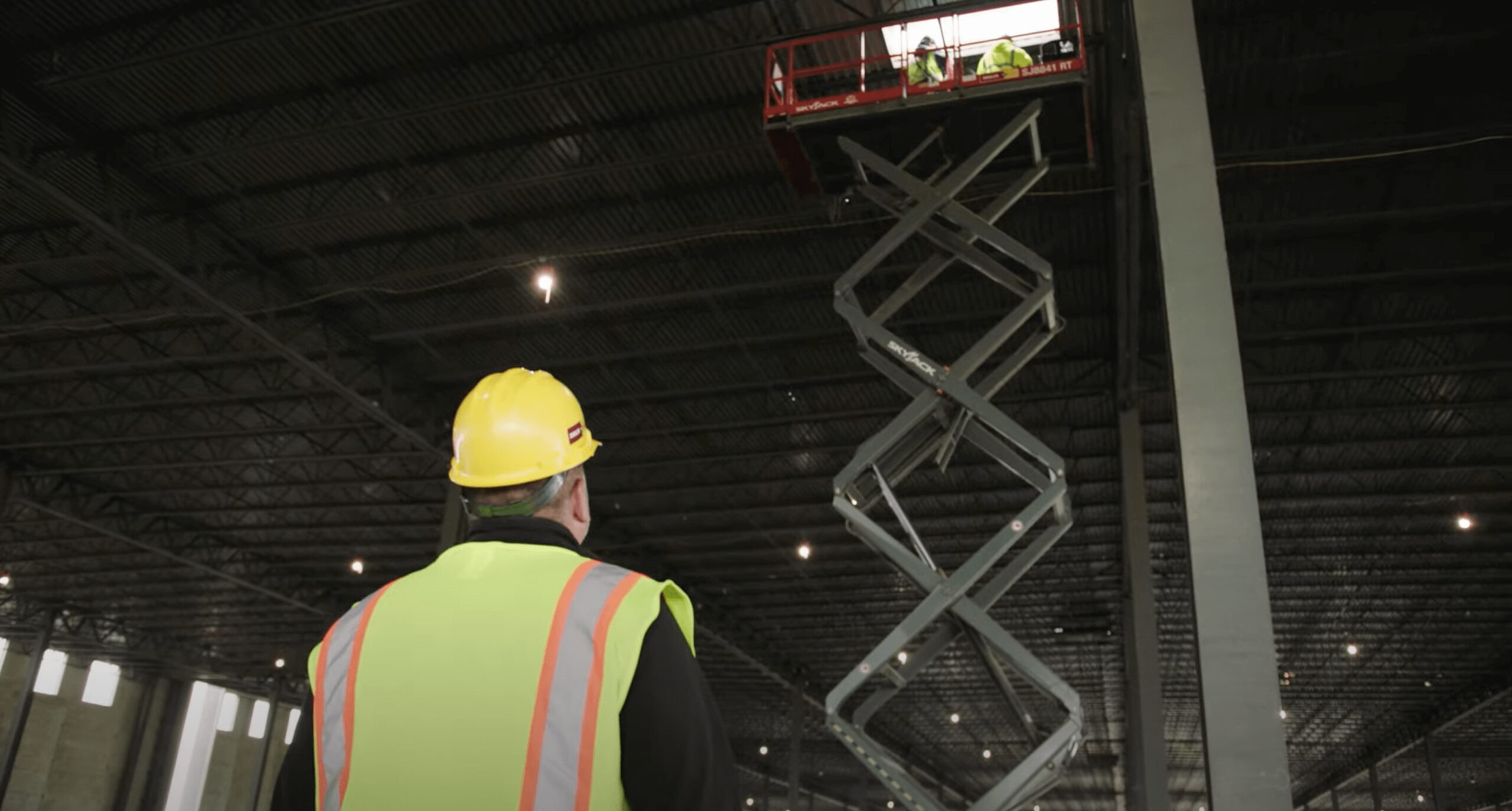 Skyjack scissor lift