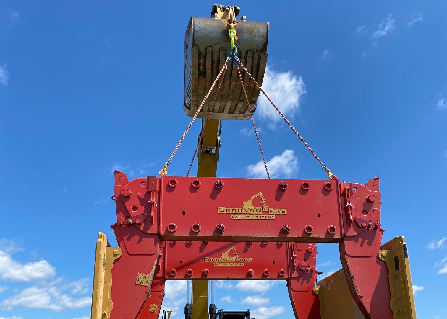 trenchbox high arch vertical shot.2 rented trench box in a high configuration
