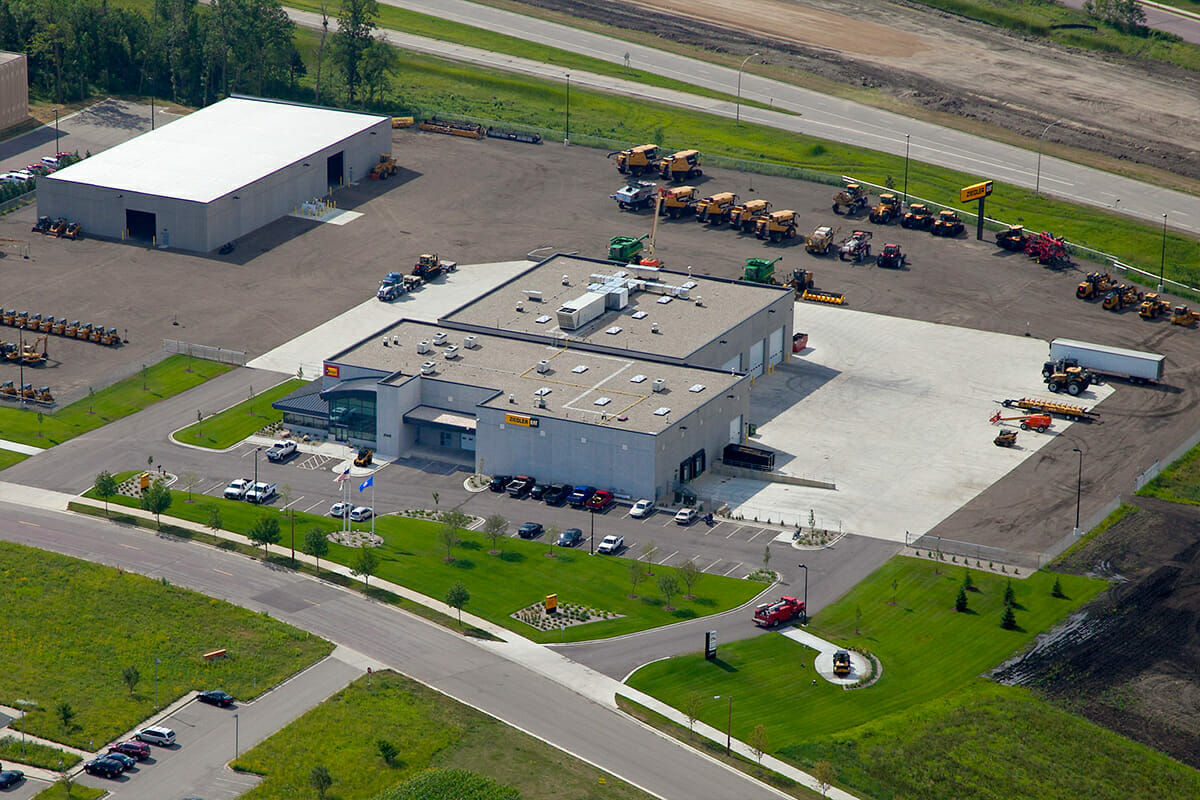 heavy equipment dealer in Mankato